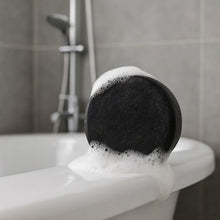 Load image into Gallery viewer, Shampoo Sólido de Carbón Activado y Tea Tree (Detox)