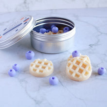 Cargar imagen en el visor de la galería, Crema Sólida para Manos Blueberry Waffles
