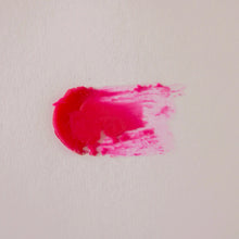 Cargar imagen en el visor de la galería, Balsamo Labial de Fresa
