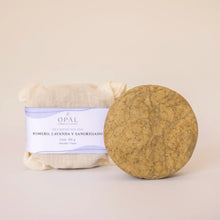 Load image into Gallery viewer, Shampoo Sólido de Romero, Lavanda y Sangregado Hand Made
