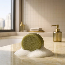 Load image into Gallery viewer, Shampoo Sólido de Romero, Lavanda y Sangregado Hand Made
